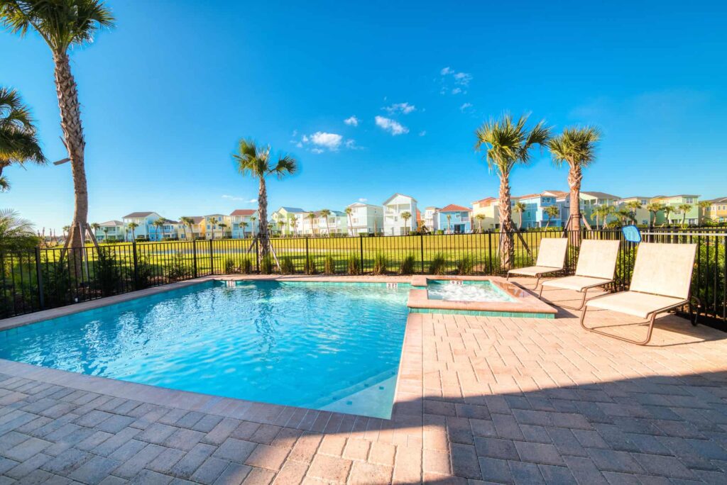 Private pool overlooking Margaritaville Resort Orlando Cottages: 7 Bedroom Superior Cottage